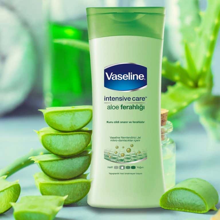 لوسیون بدن وازلین Vaseline حاوی عصاره آلوئه ورا حجم 200میل
